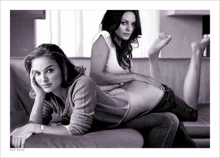 Mila-Kunis-Spanking-Natalie-Portman