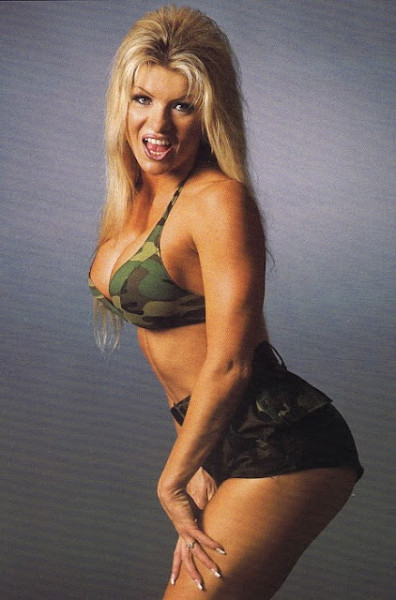 Major Gunns-female wrestling.jpg