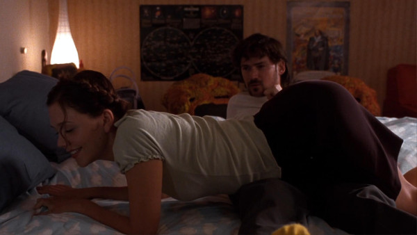 Secretary (2002) 03-Thumbnail.jpg